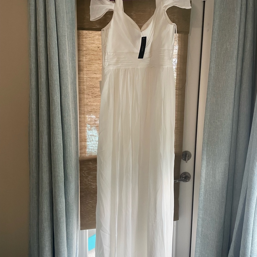 Lulu’s Floor Length White Bridal Dress *Size M*